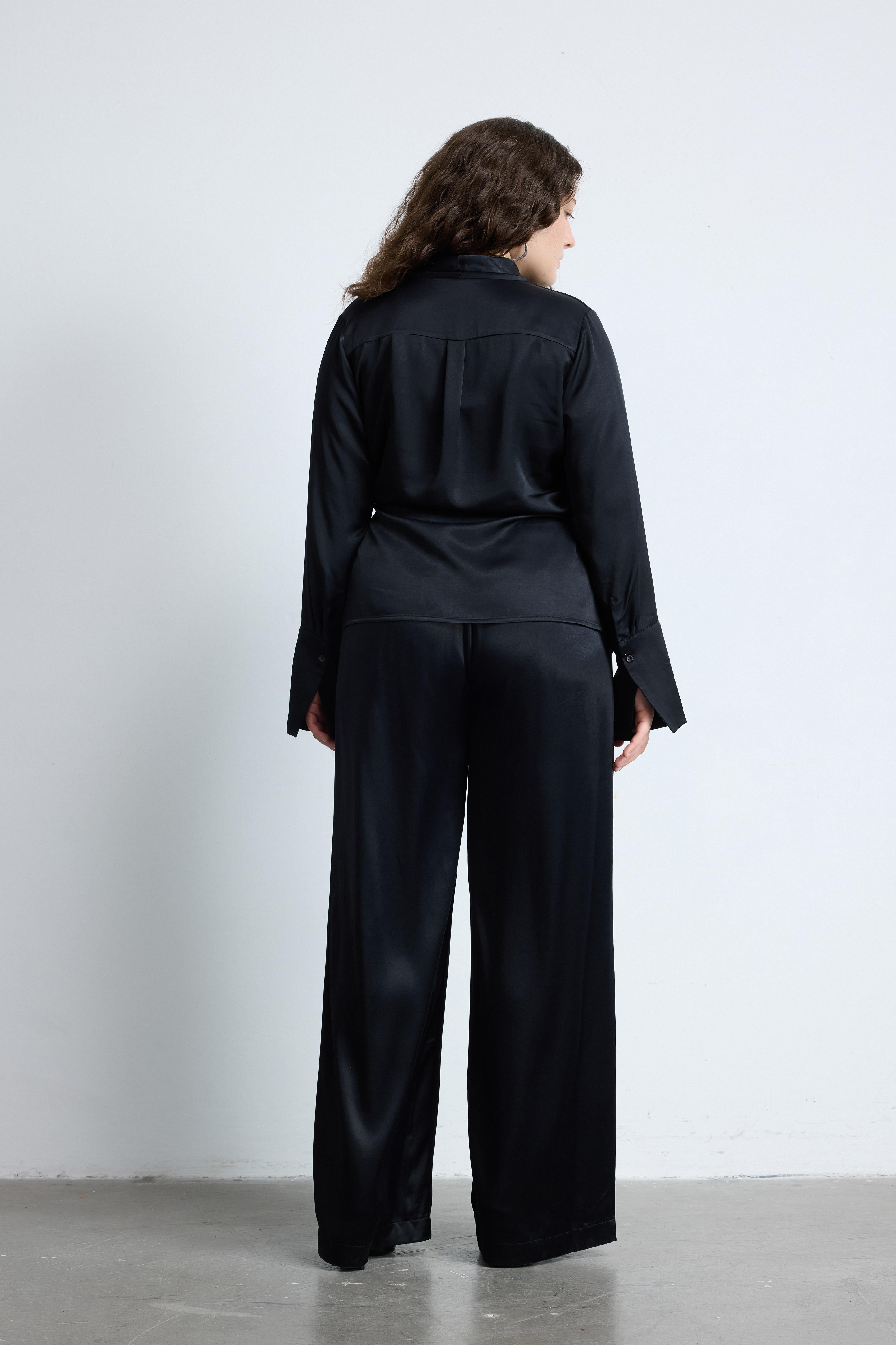 AMY Dökümlü Büyük Beden Saten Bluz Siyah | Luokk