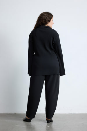 DARIAN V Yaka Piliseli Büyük Beden Gömlek Siyah | Luokk