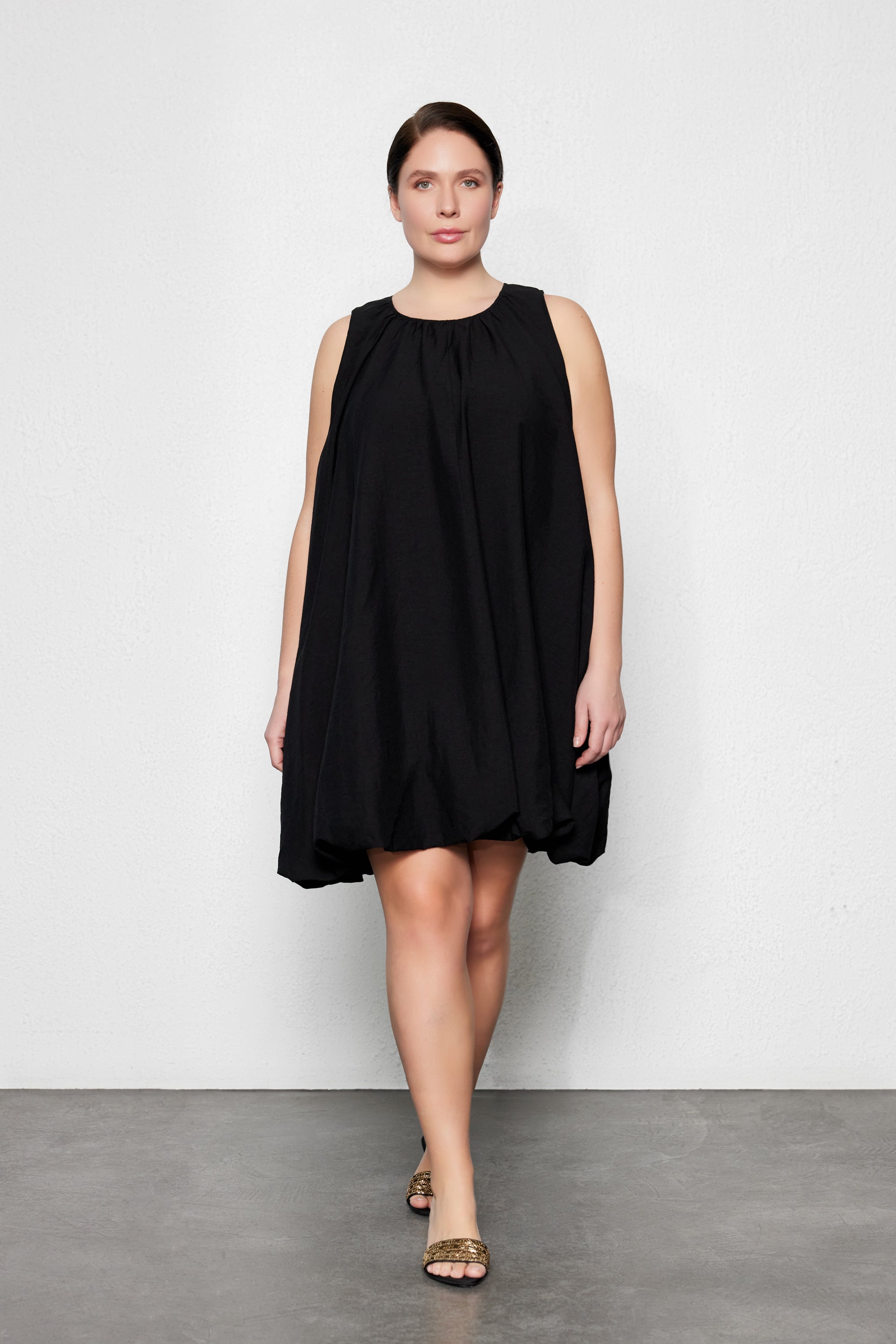 DOLCE Plus Size Black Mini Balloon Dress