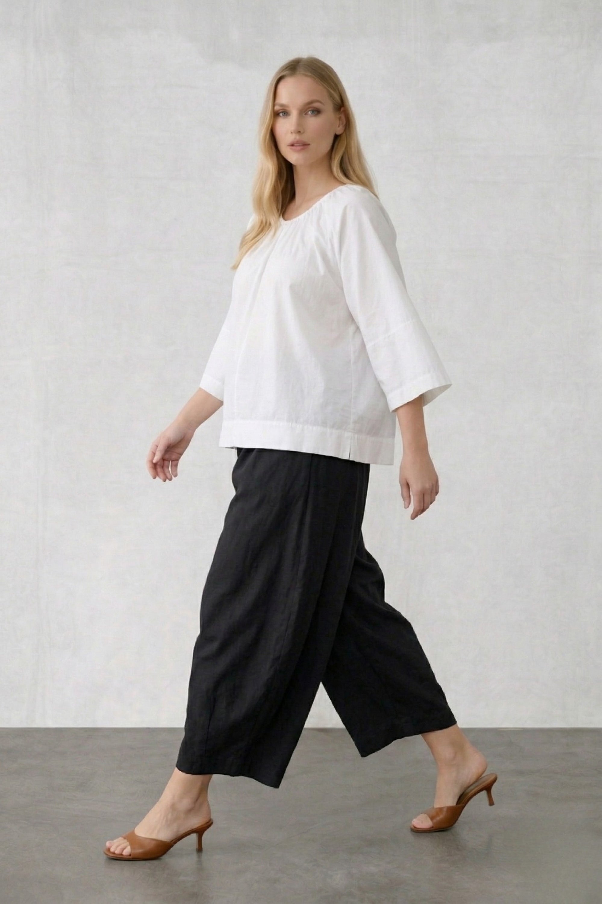 FLAT Plus Size Poplin Blouse