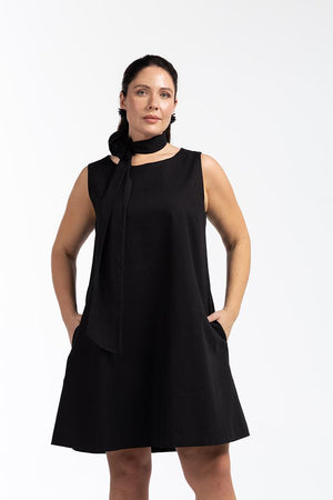 FLOWY Yuvarlak Yaka Pamuklu Büyük Beden Mini Keten Elbise Siyah | Luokk