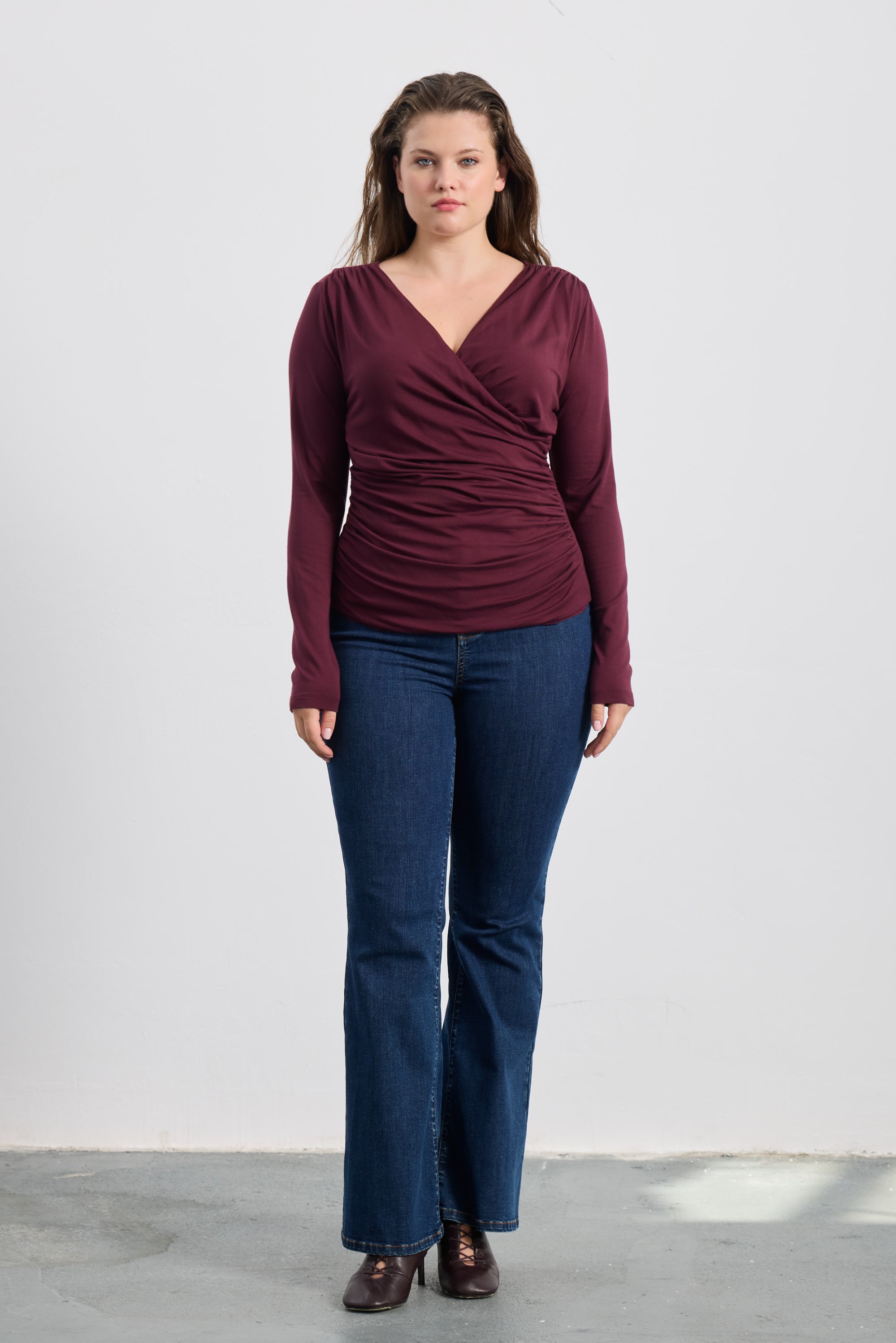 FORMAN V Yaka Uzun Kollu Drapeli Büyük Beden Bluz Bordo