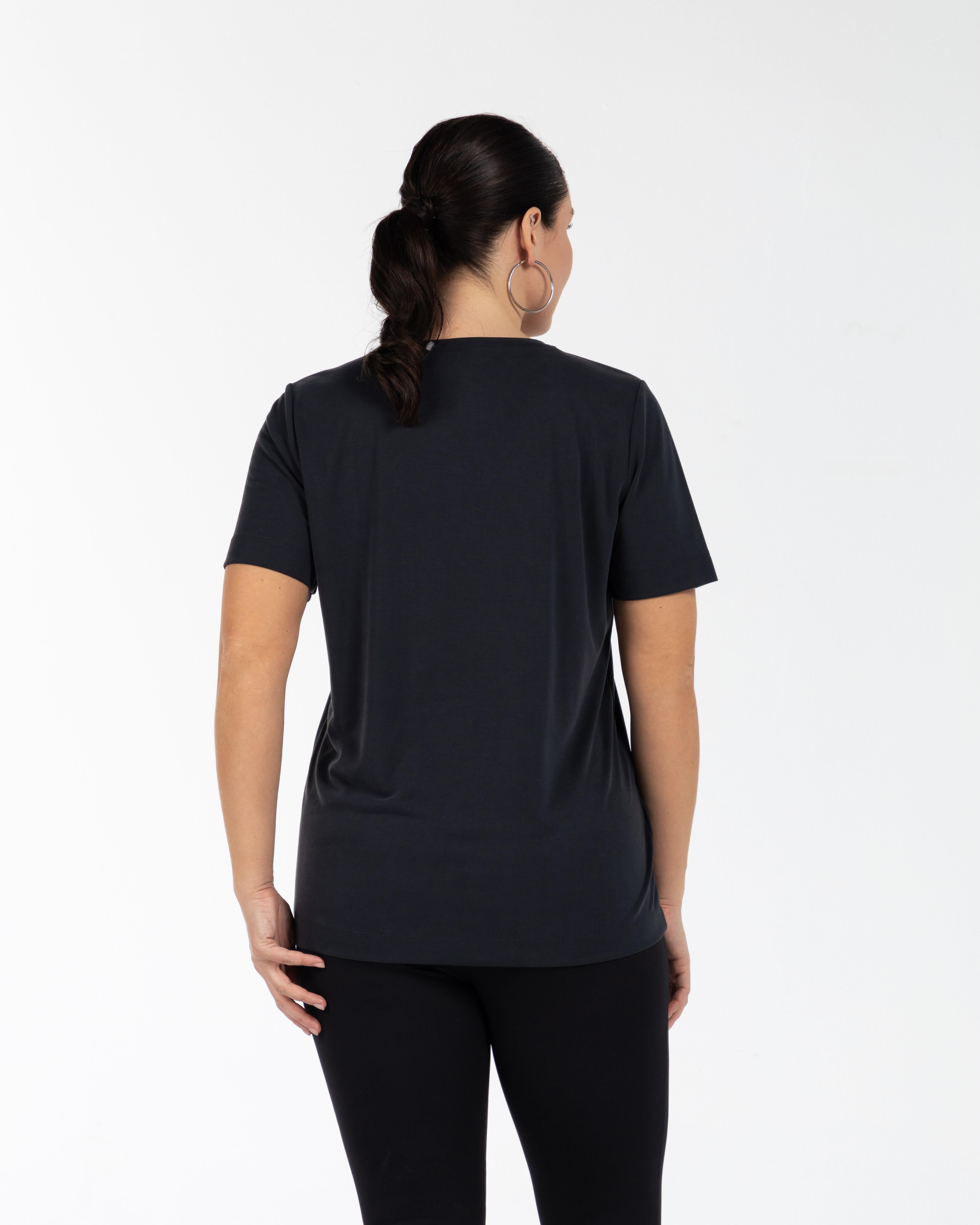 LONA V Yaka Dökümlü Büyük Beden T-shirt Siyah | Luokk