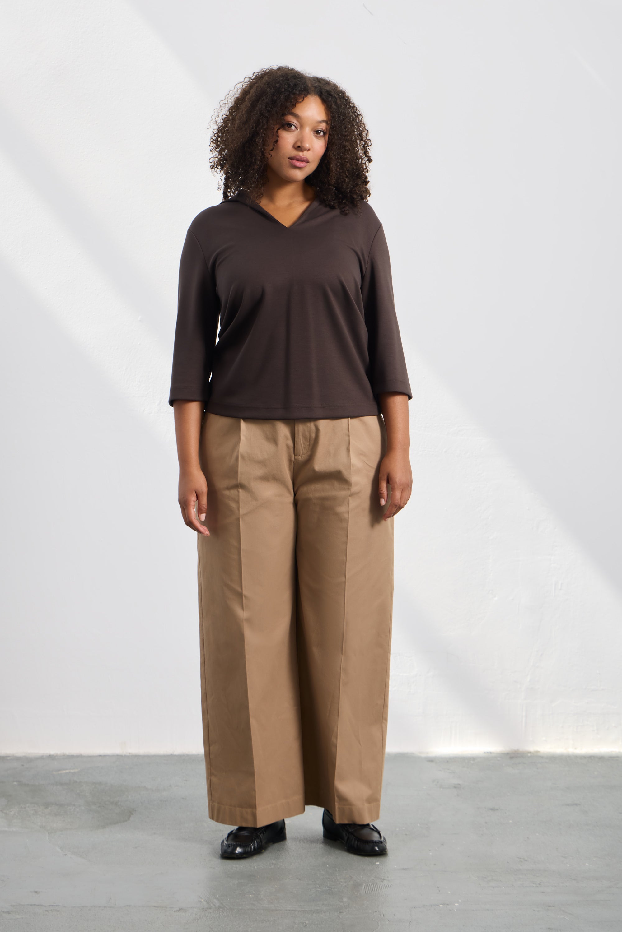 MADIE Denizci Yakalı Tişört Kahverengi