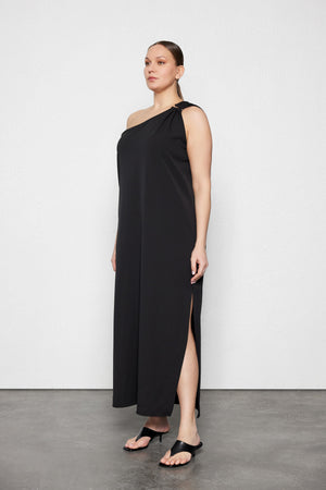 MAEVE Büyük Beden Drape Detaylı Maxi Elbise Siyah | Luokk