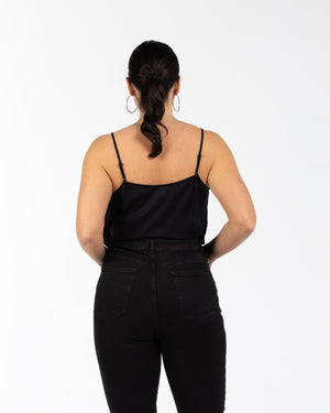 OPHELIA V Yaka Dantelli Ayarlanabilir Askılı Büyük Beden Atlet Siyah | Luokk