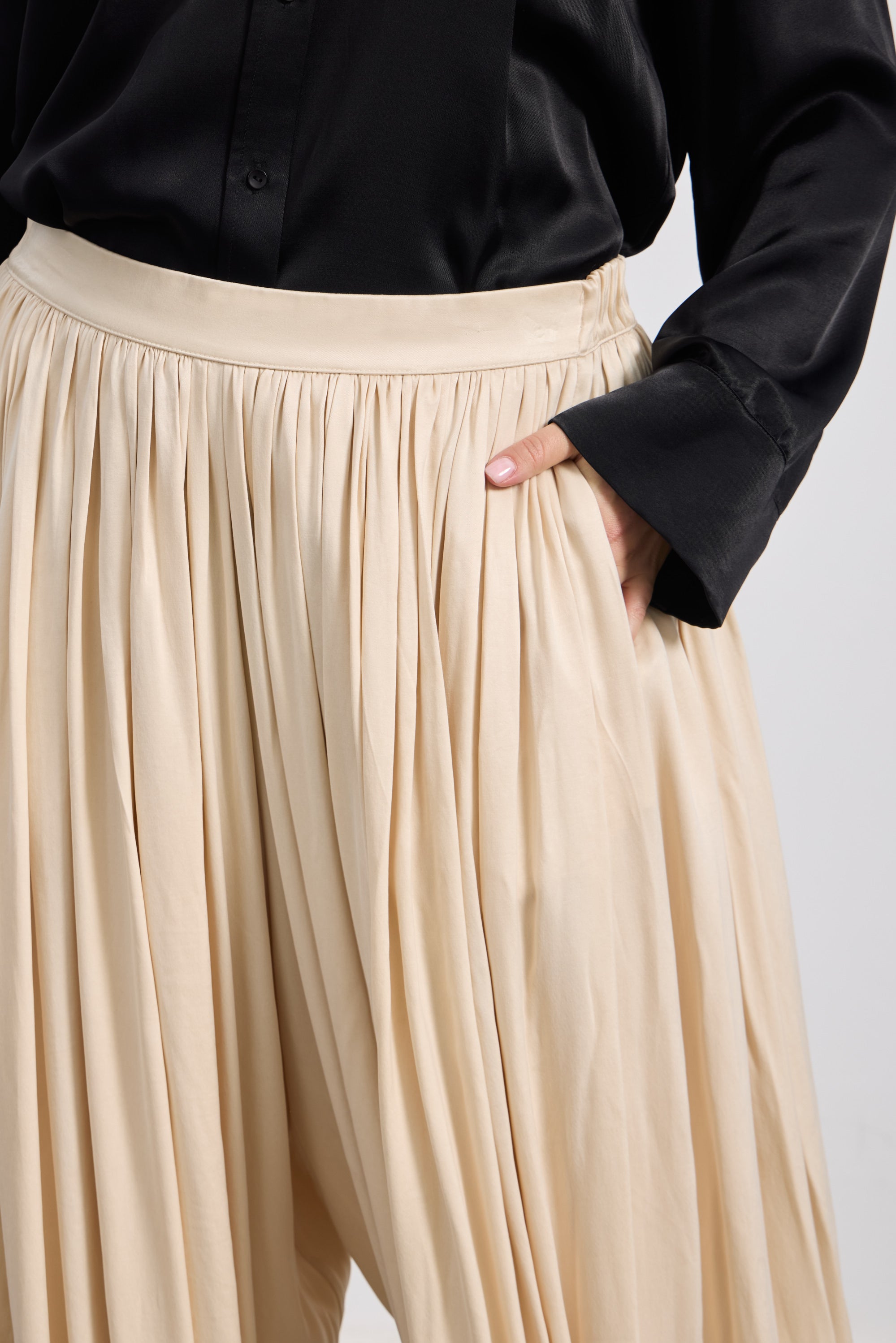 SYMA Satin Harem Pants Ecru