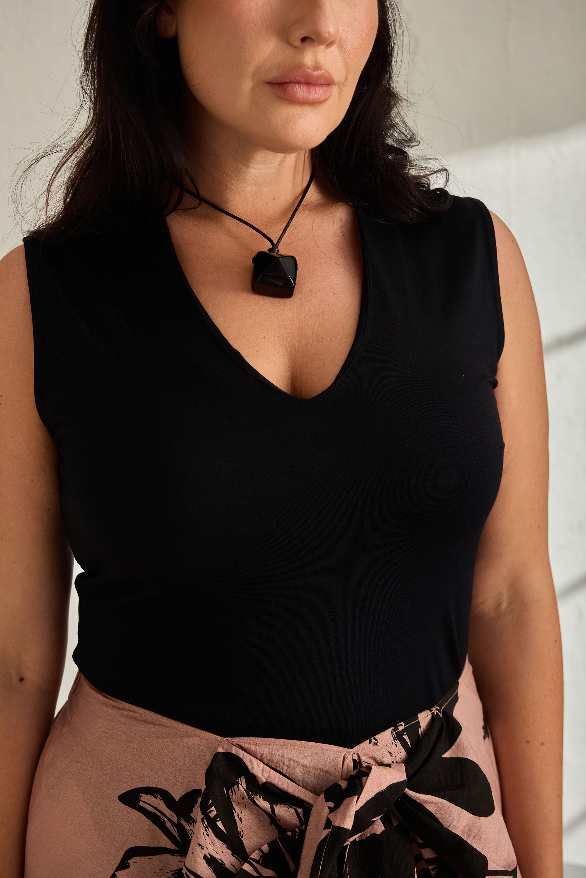 GREG V Yaka Kolsuz Bluz Siyah