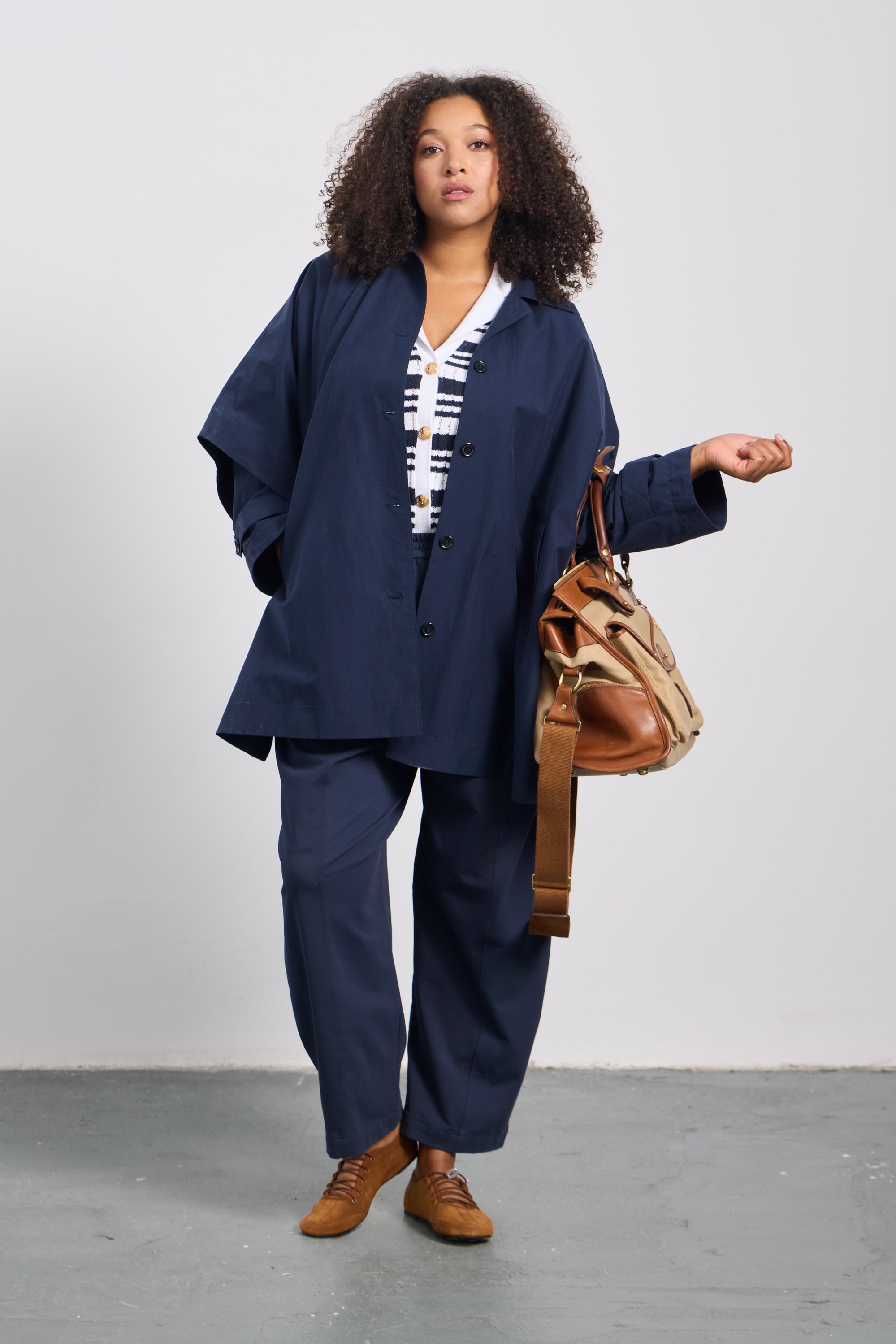 KRIS Su Geçirmez Pelerin Detaylı Büyük Beden Trençkot Lacivert