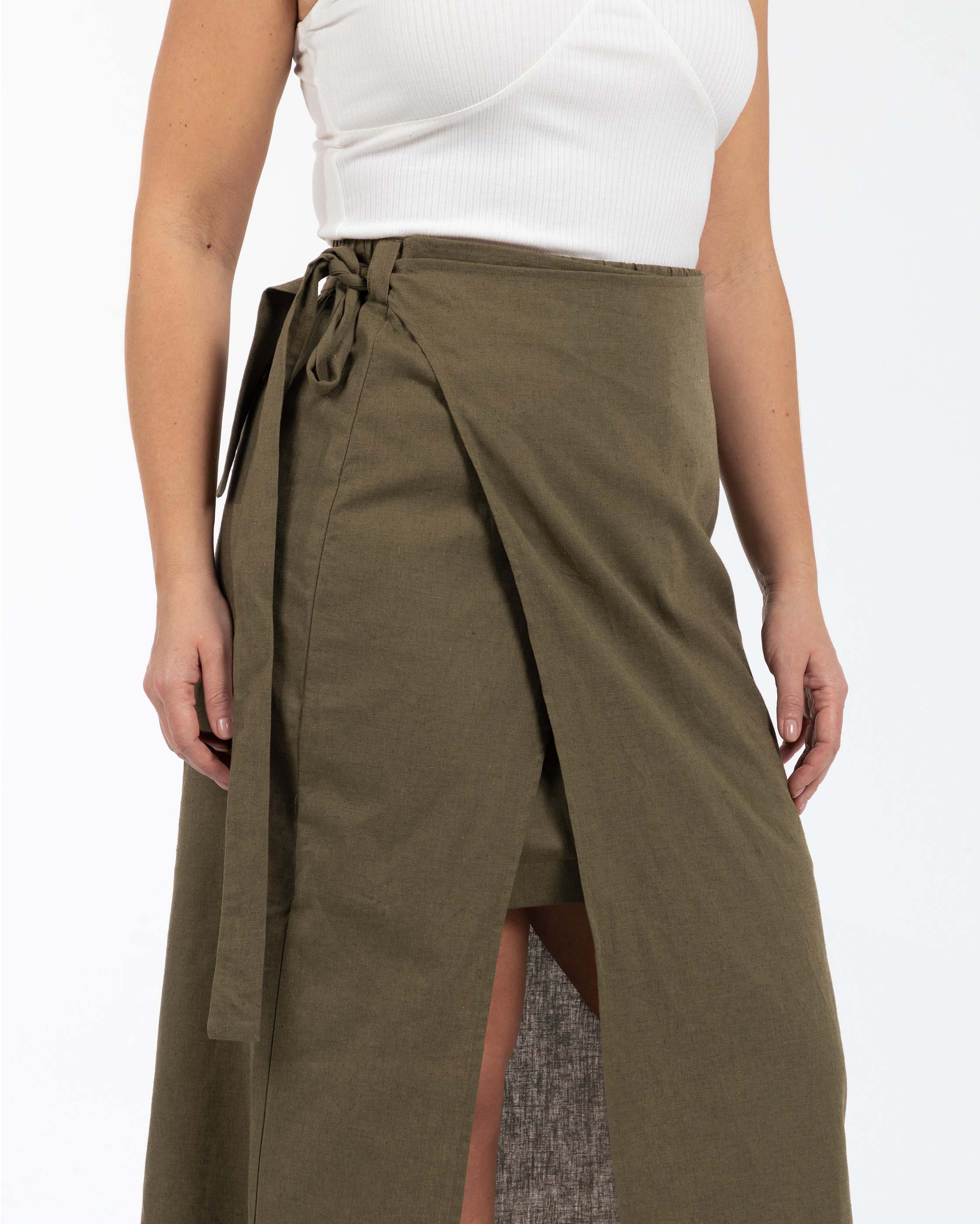 MANDY Plus Size Slit Linen Midi Skirt