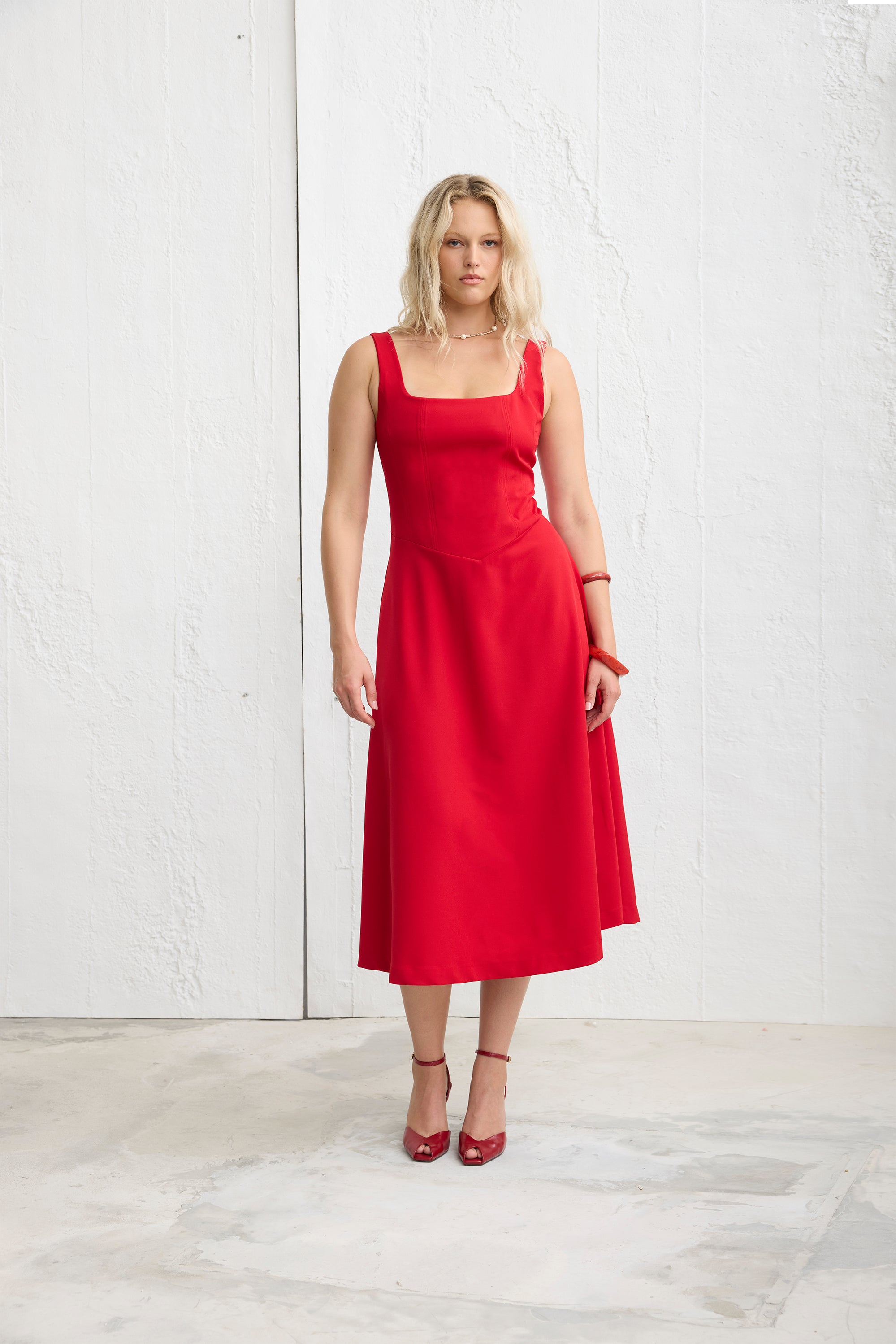 MORINA Kare Yaka Midi Elbise Kırmızı