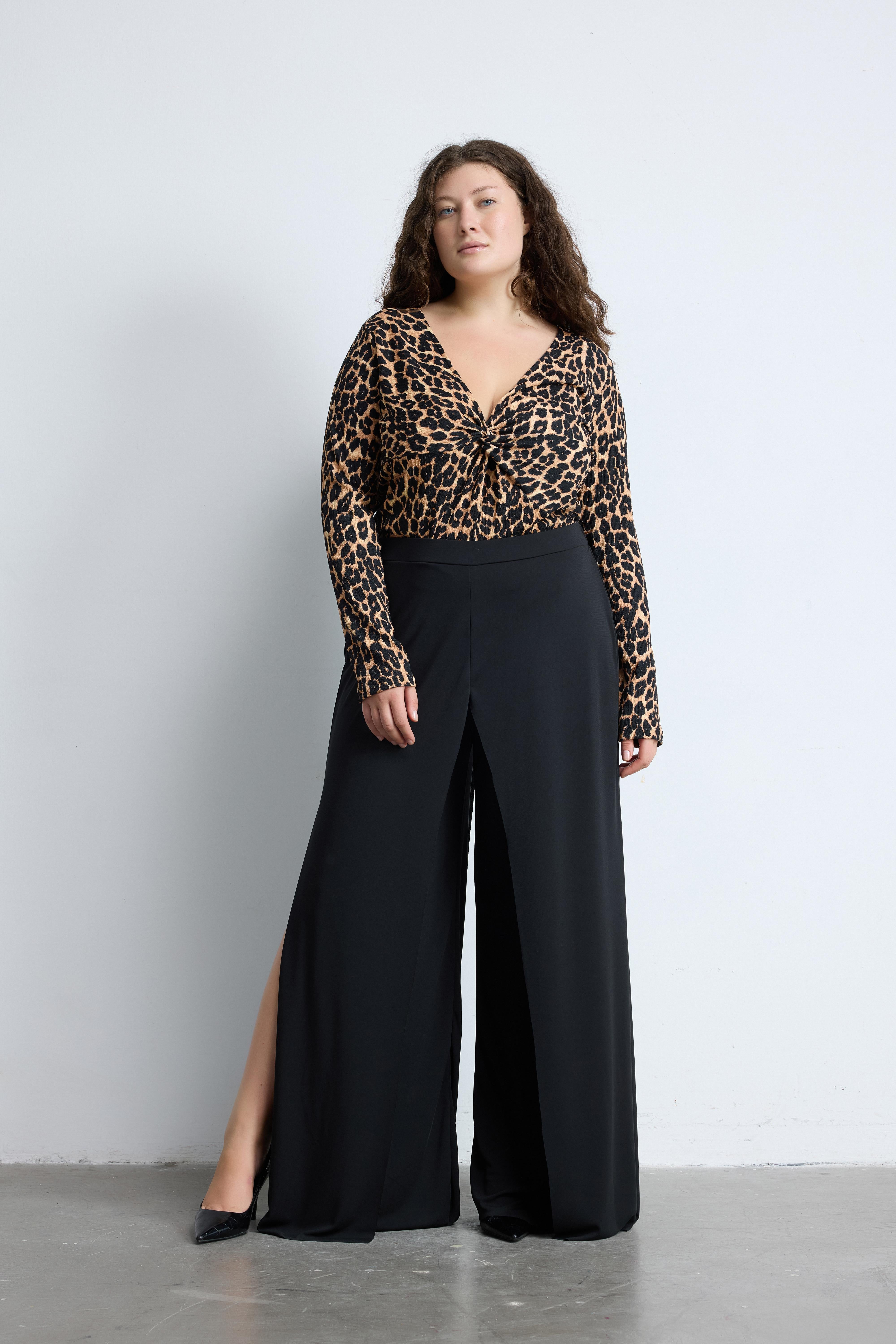 TORY V Yaka Büyük Beden Leopar Bluz Leopar