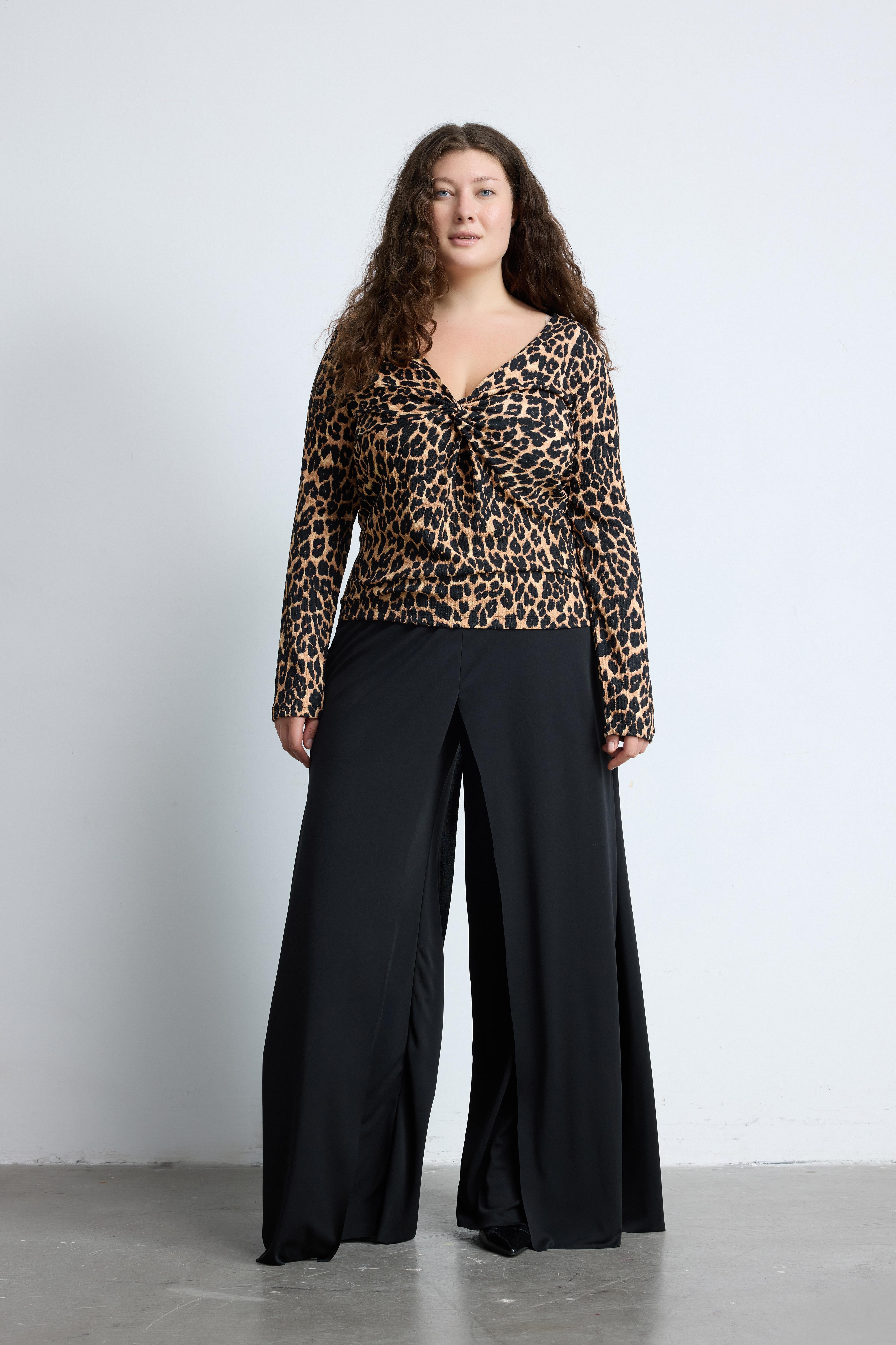 TORY V Yaka Büyük Beden Leopar Bluz Leopar